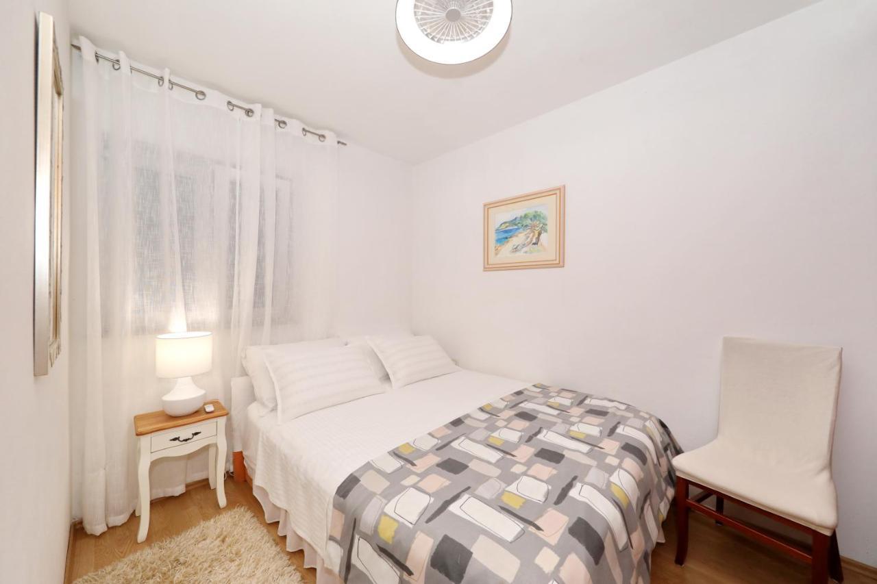 Rimanic Apartment *